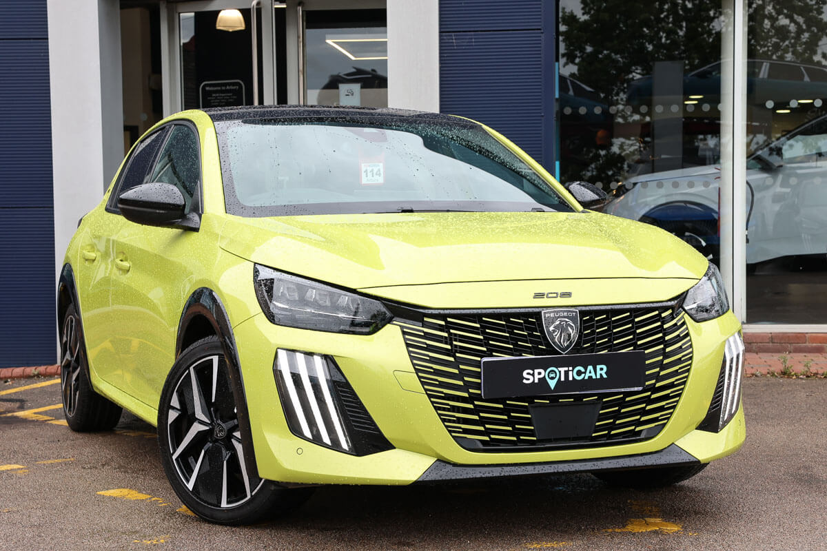 Main listing image - Peugeot 208