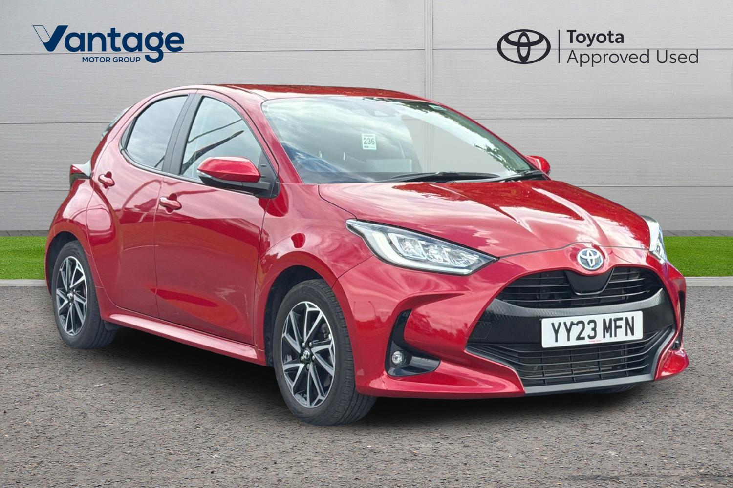 Main listing image - Toyota Yaris