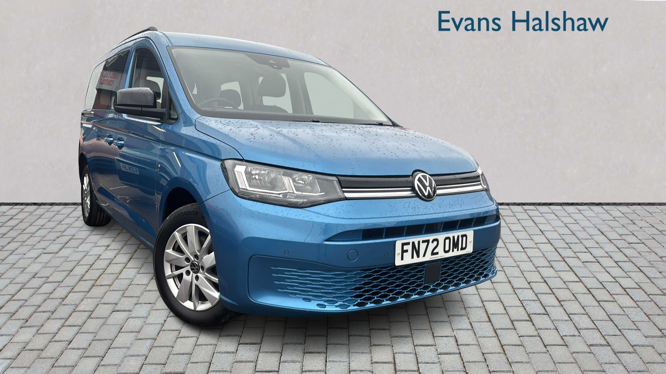 Main listing image - Volkswagen Caddy Maxi Life