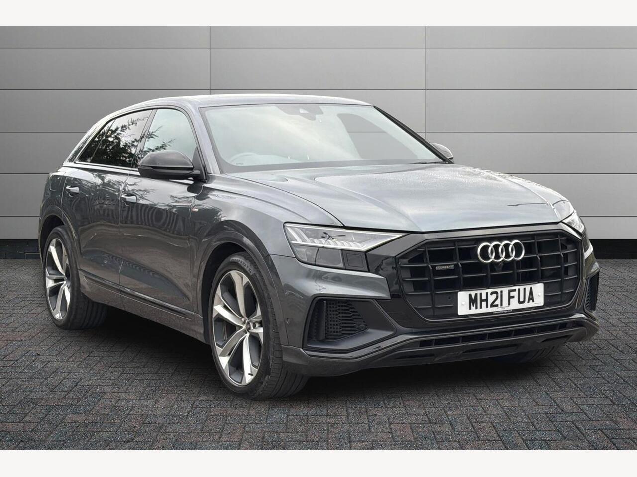 Main listing image - Audi Q8