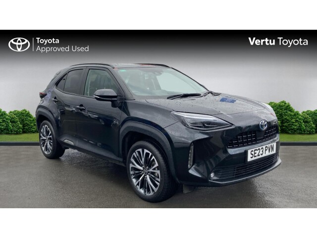 Main listing image - Toyota Yaris Cross