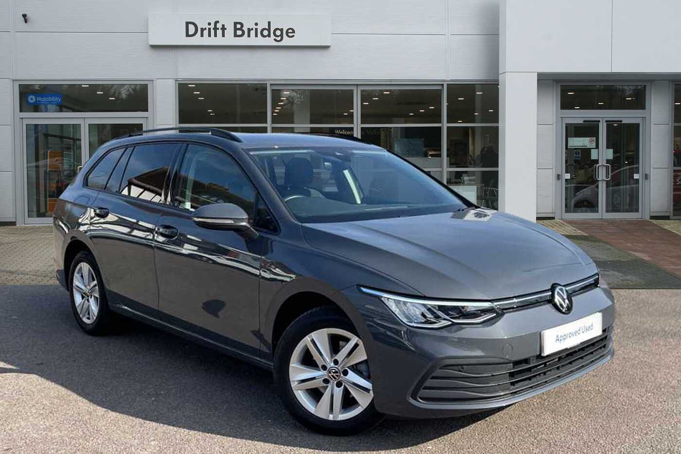 Main listing image - Volkswagen Golf Estate