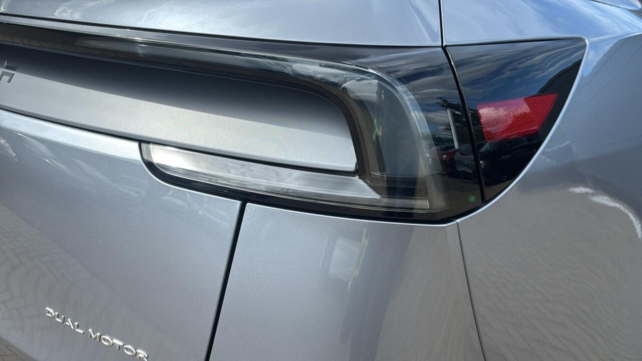 Main listing image - Tesla Model Y