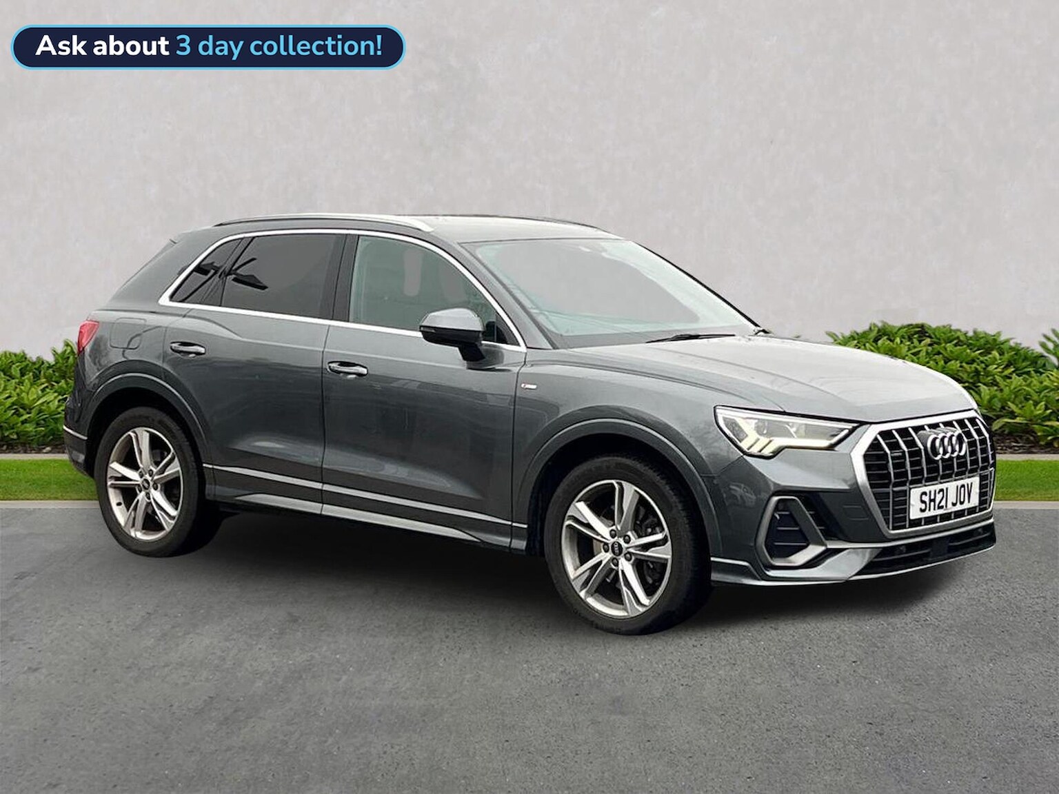 Main listing image - Audi Q3