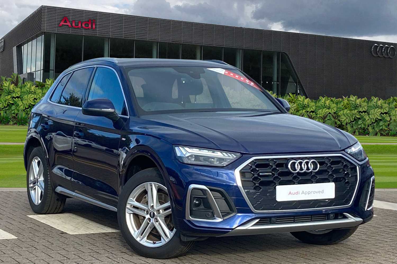 Main listing image - Audi Q5