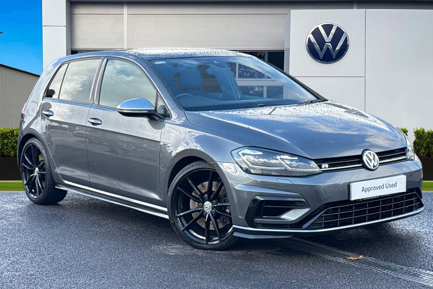 Main listing image - Volkswagen Golf R