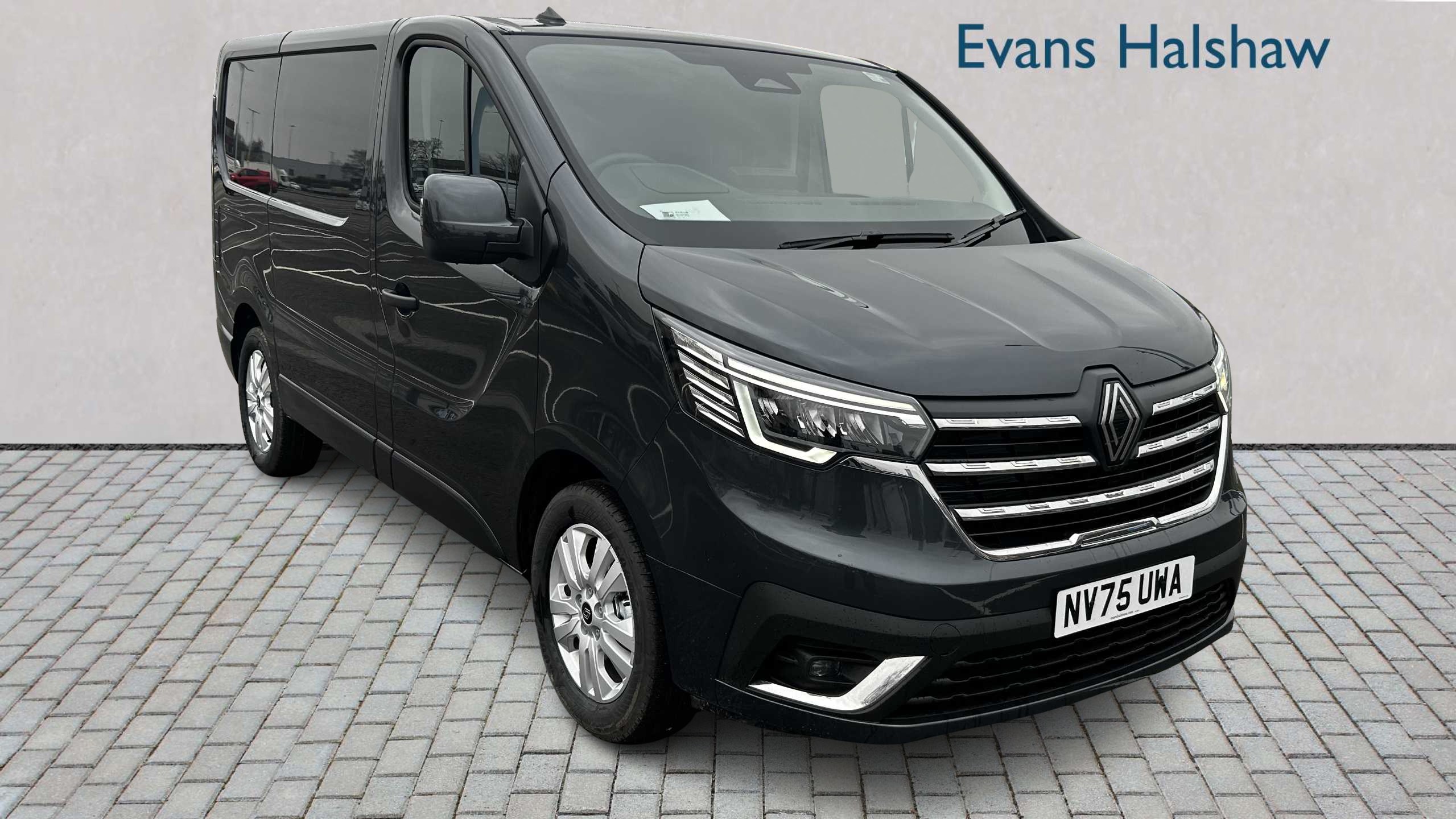 Main listing image - Renault Trafic