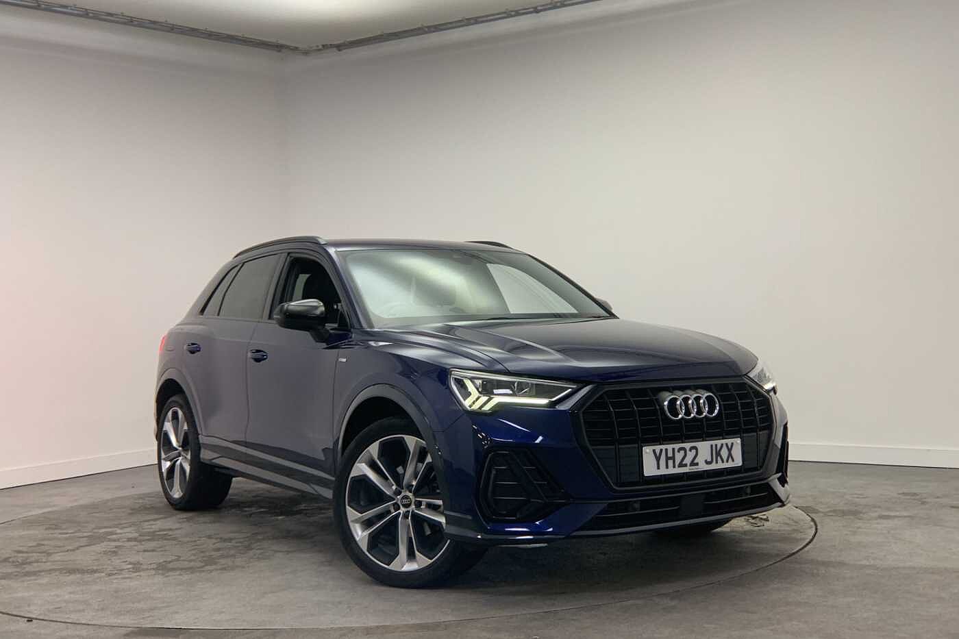 Main listing image - Audi Q3