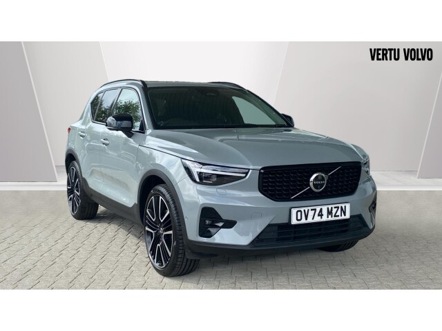 Main listing image - Volvo XC40