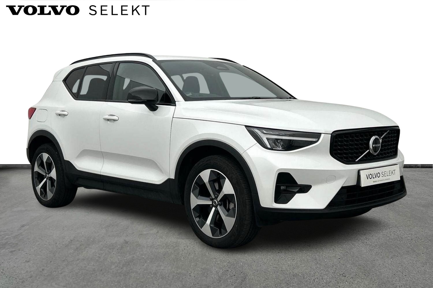 Main listing image - Volvo XC40