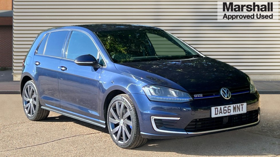 Main listing image - Volkswagen Golf GTE