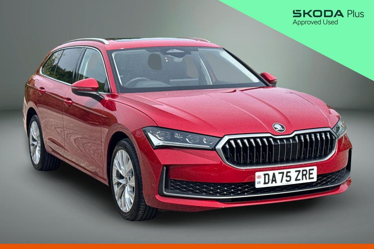 Main listing image - Skoda Superb