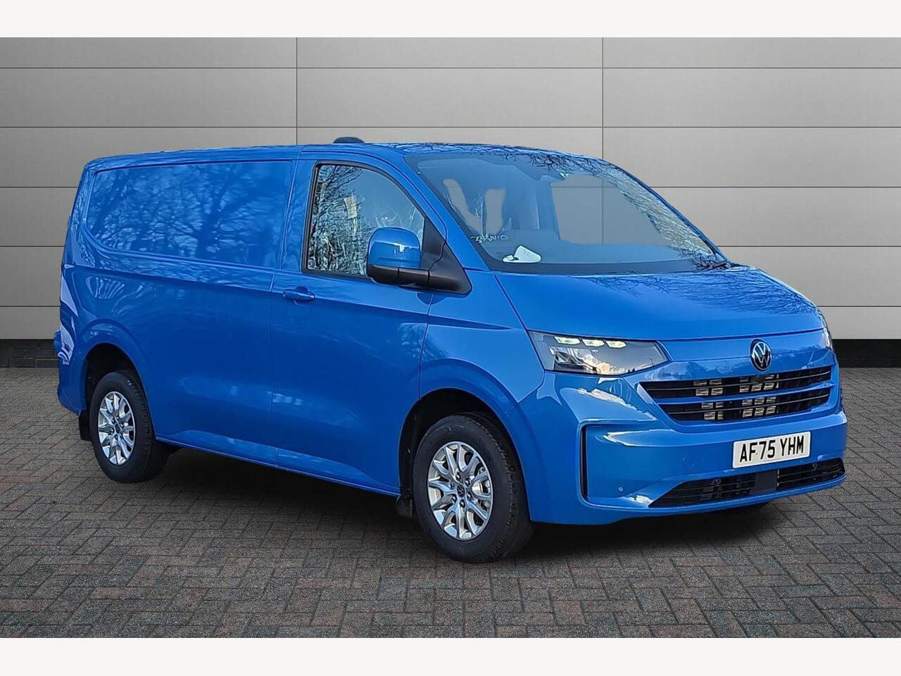 Main listing image - Volkswagen Transporter