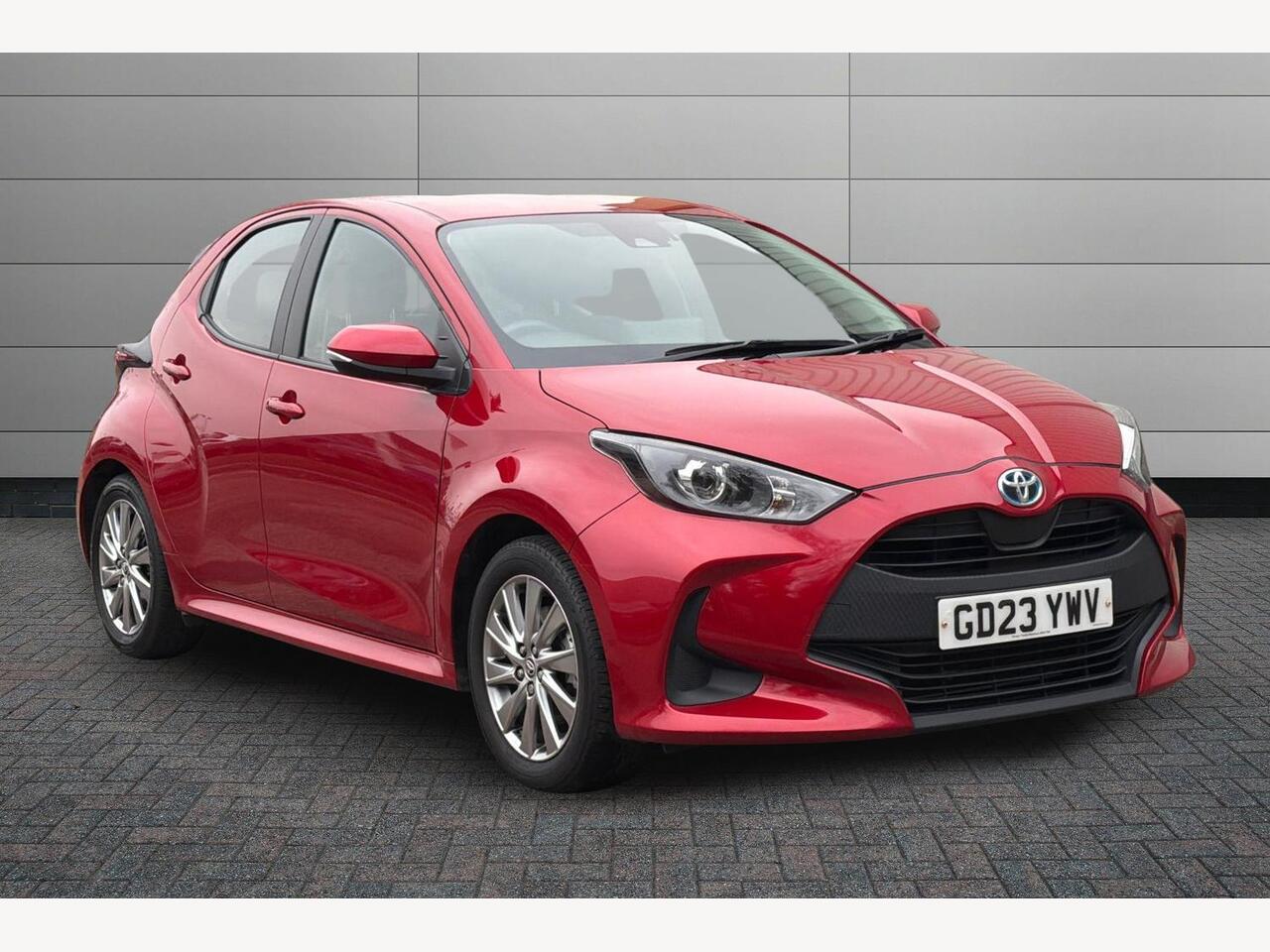 Main listing image - Toyota Yaris