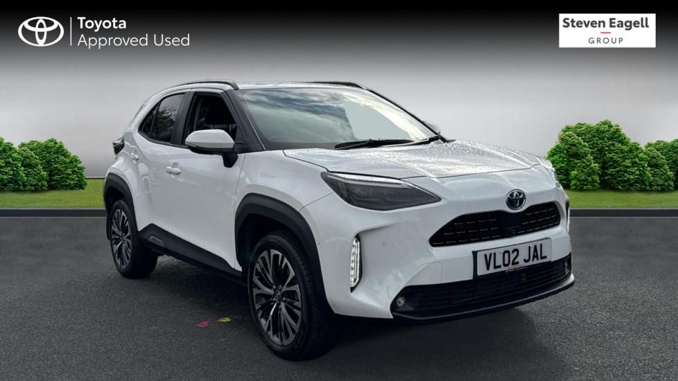 Main listing image - Toyota Yaris Cross