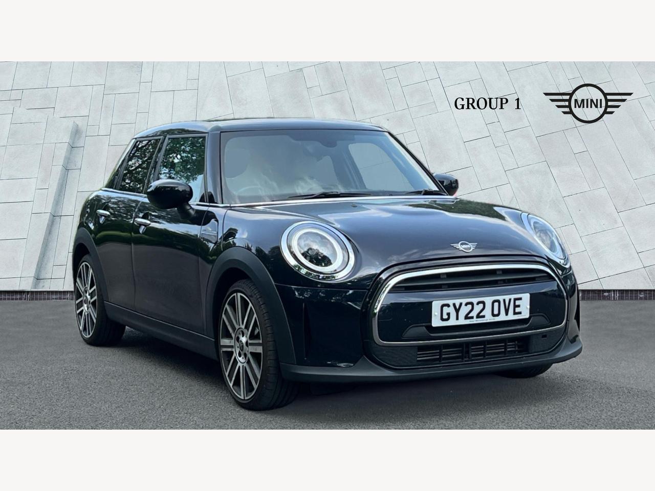 Main listing image - MINI Hatchback 5dr