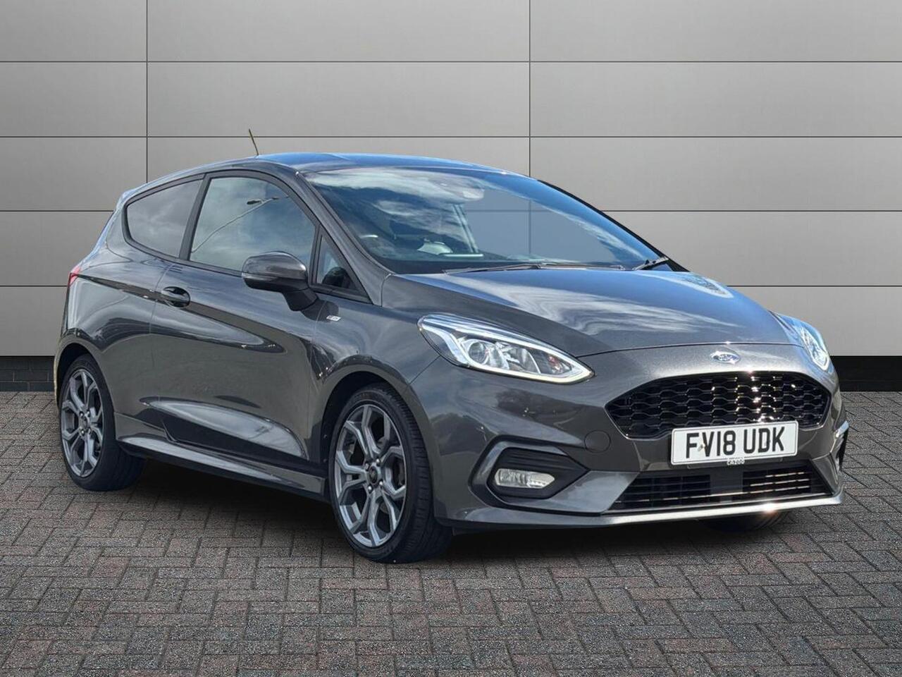 Main listing image - Ford Fiesta