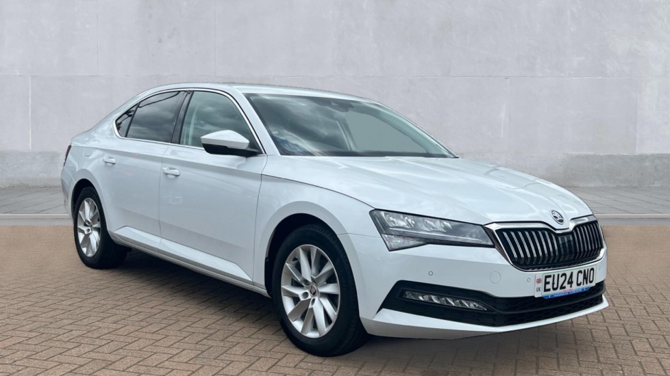 Main listing image - Skoda Superb