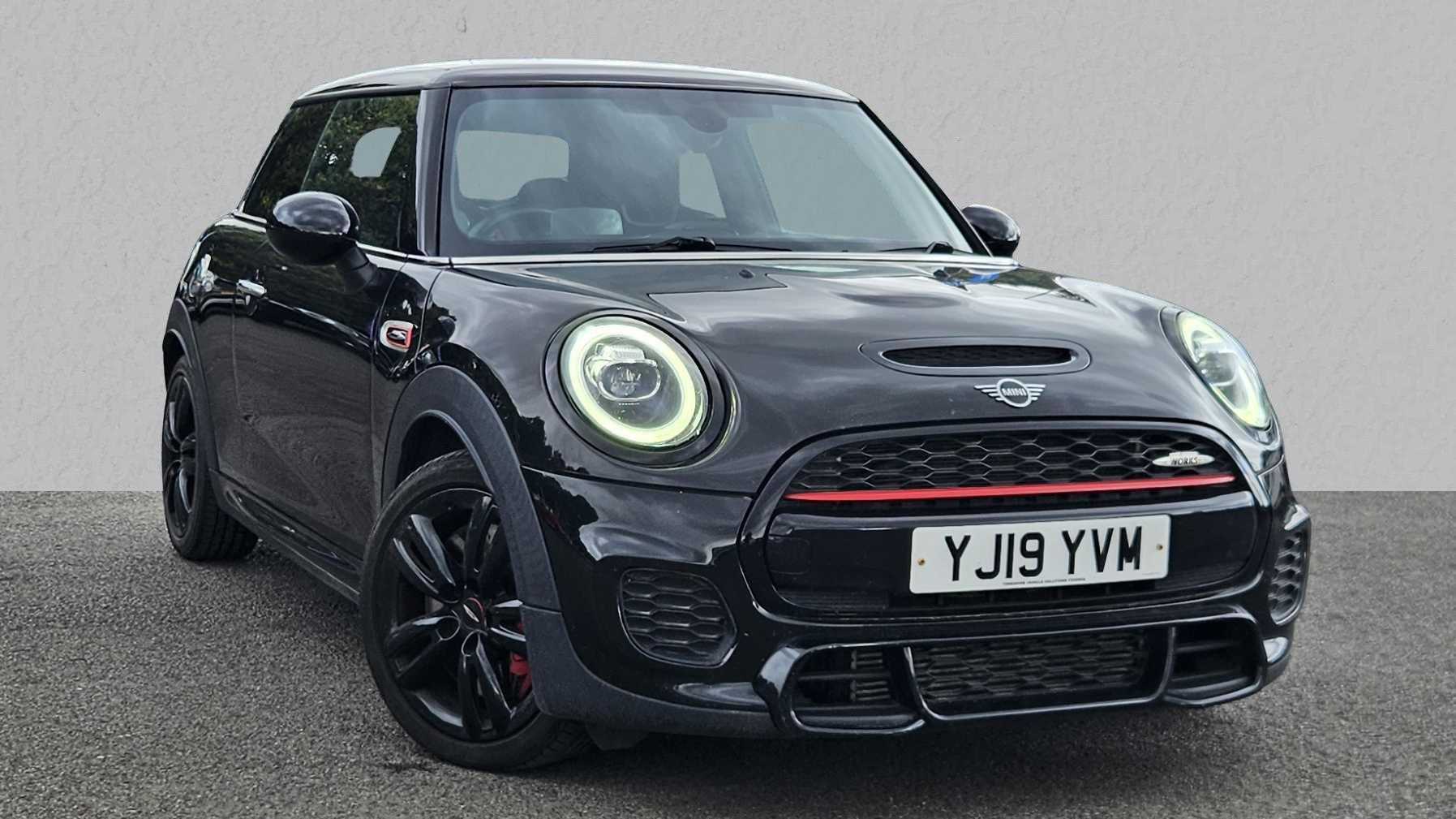 Main listing image - MINI Hatchback