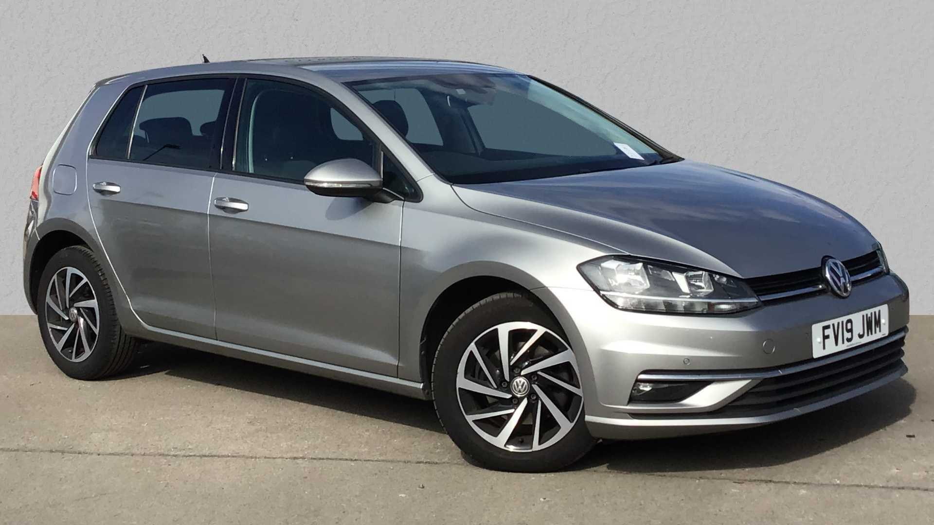 Main listing image - Volkswagen Golf