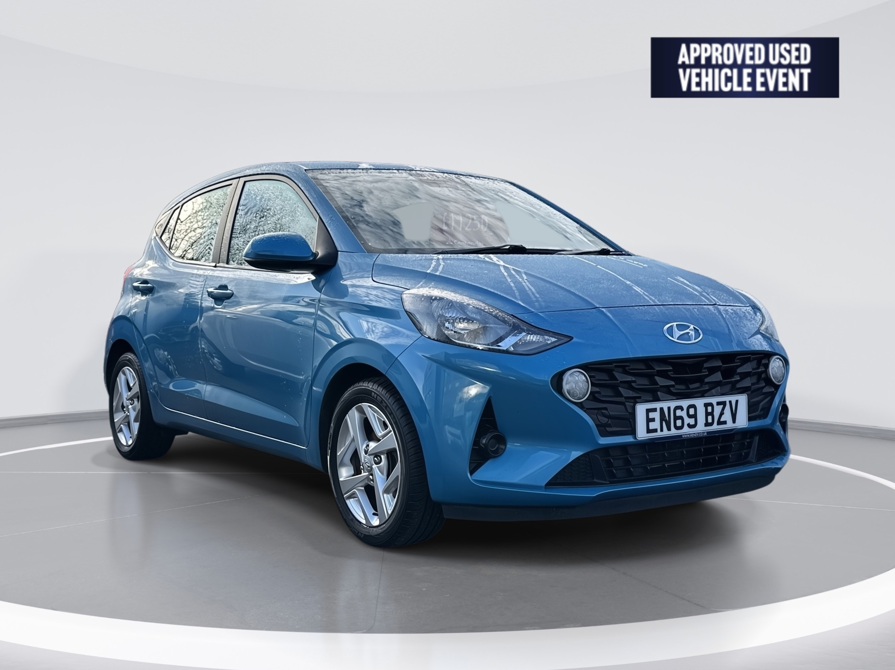 Main listing image - Hyundai i10