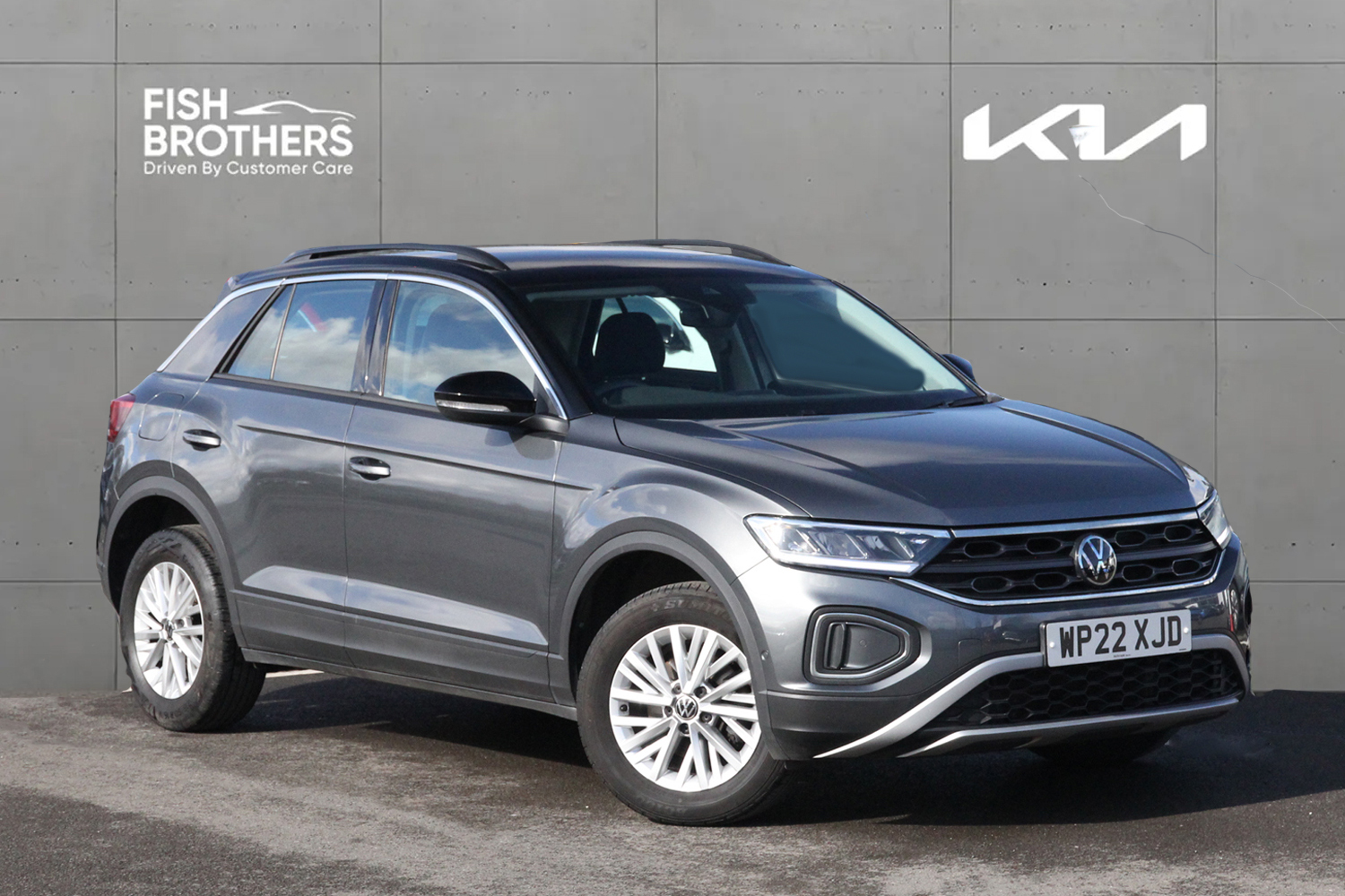 Main listing image - Volkswagen T-Roc