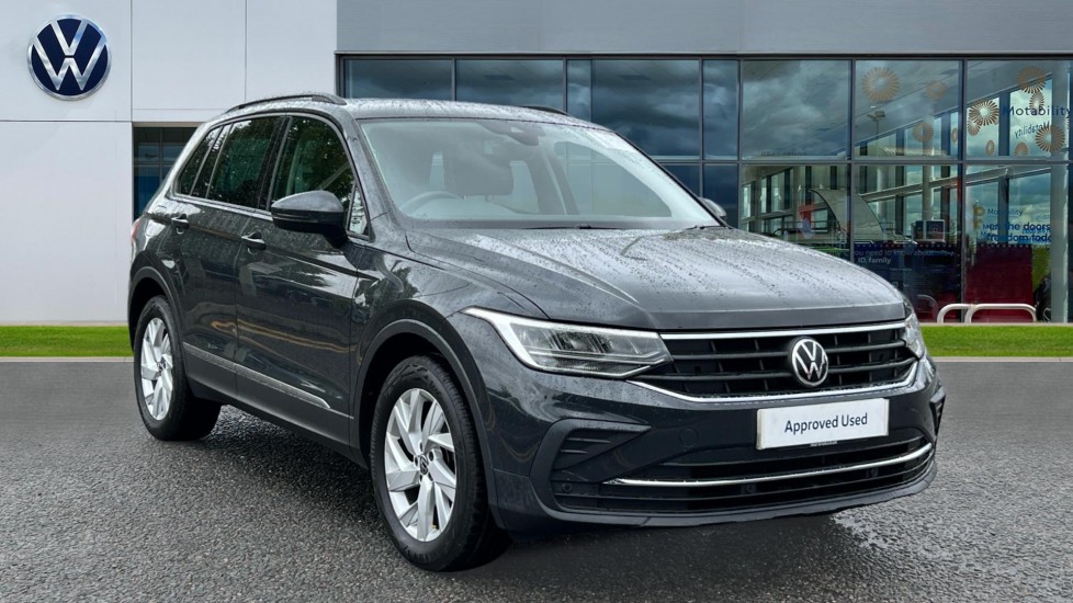 Main listing image - Volkswagen Tiguan