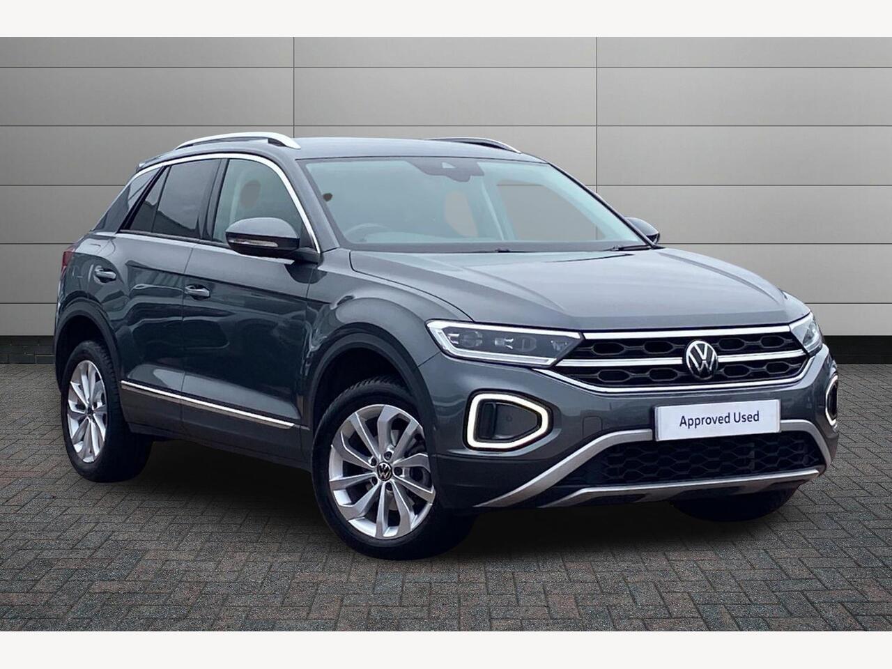 Main listing image - Volkswagen T-Roc