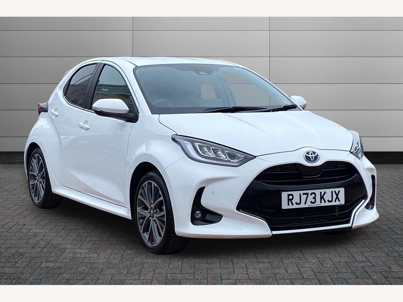 Main listing image - Toyota Yaris