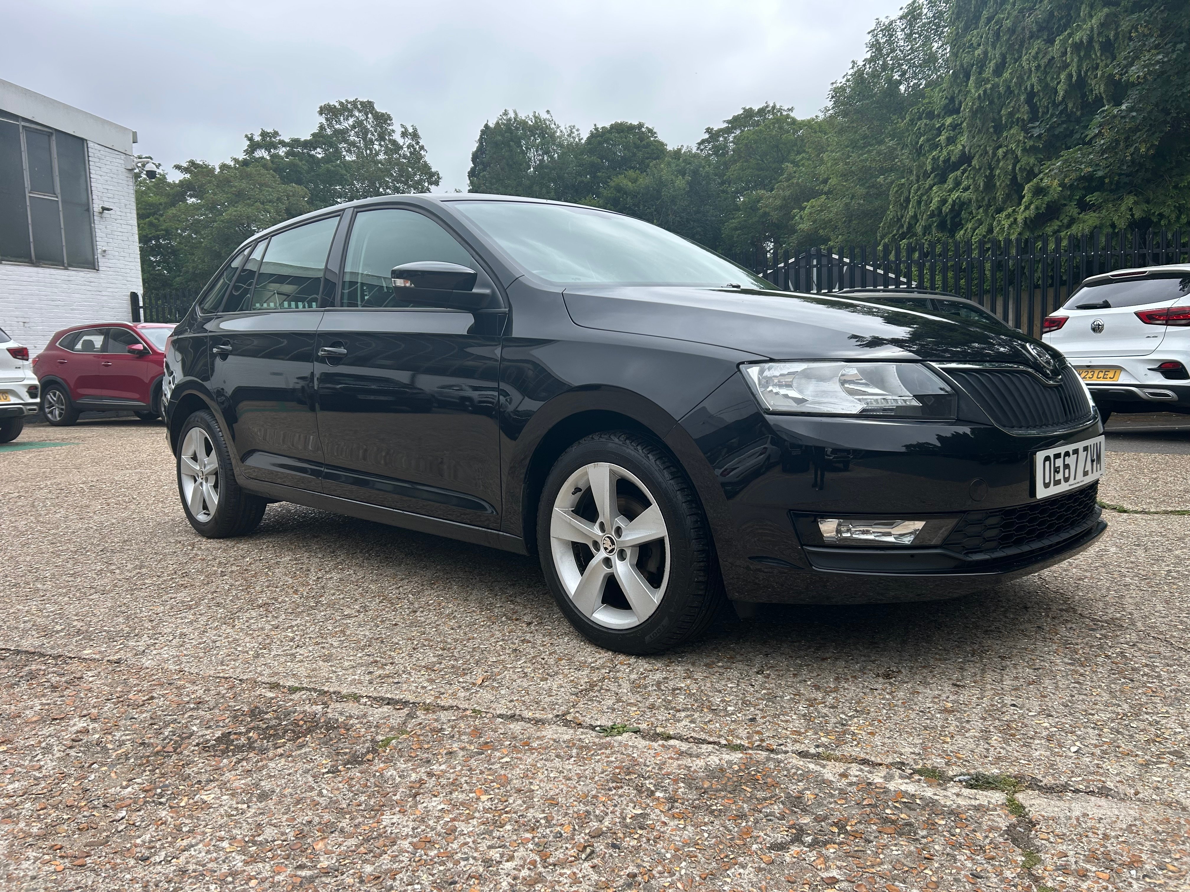 Main listing image - Skoda Rapid Spaceback