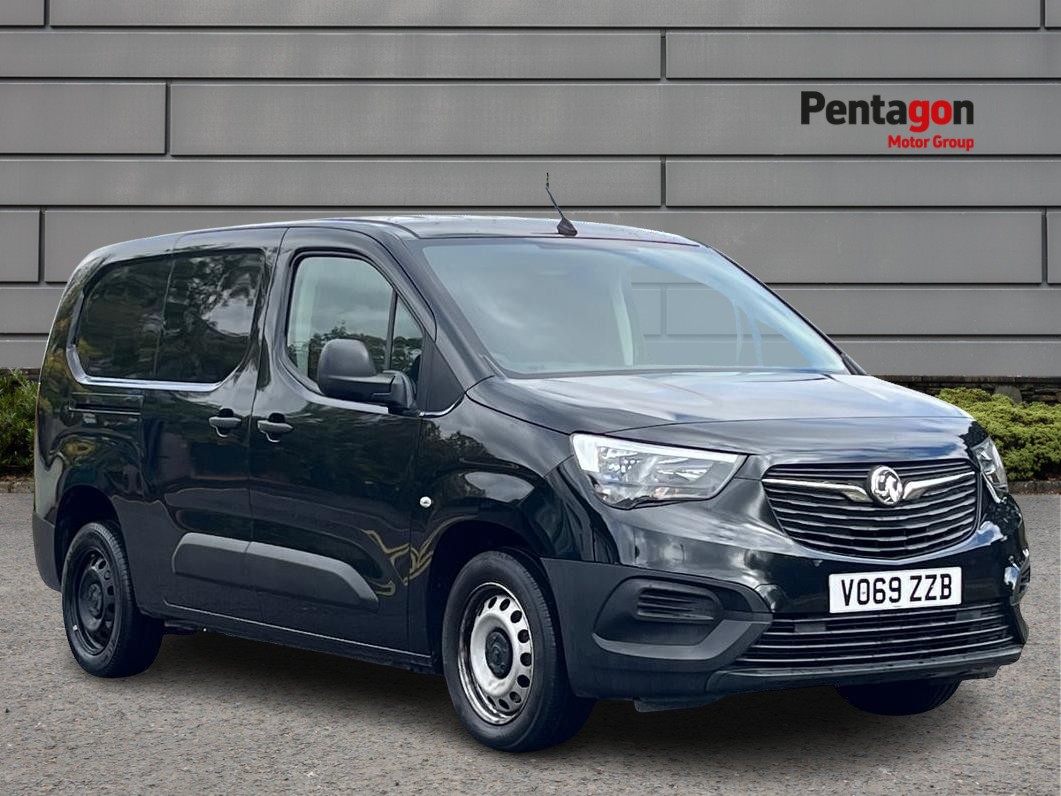 Main listing image - Vauxhall Combo Cargo