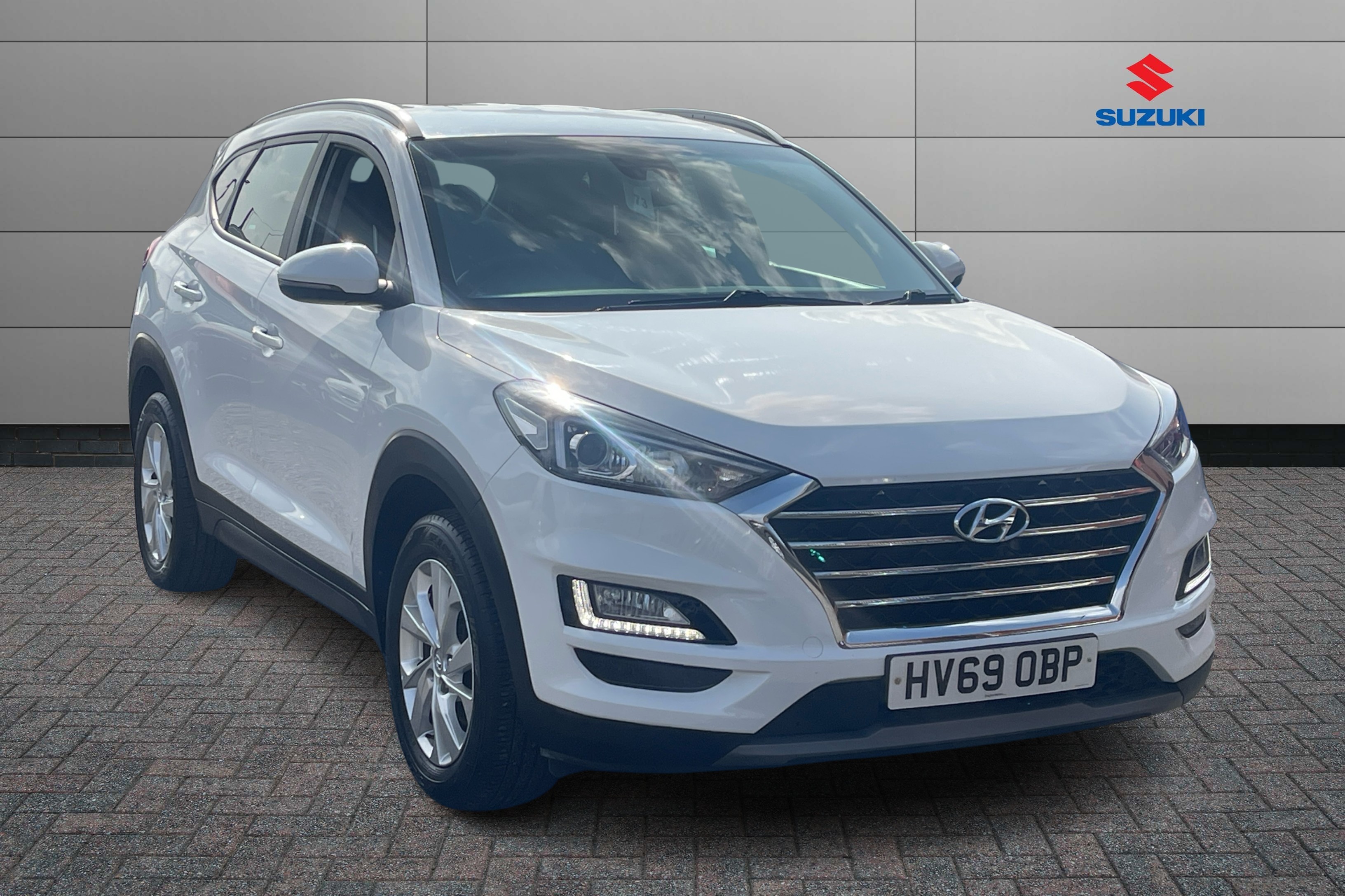 Main listing image - Hyundai Tucson