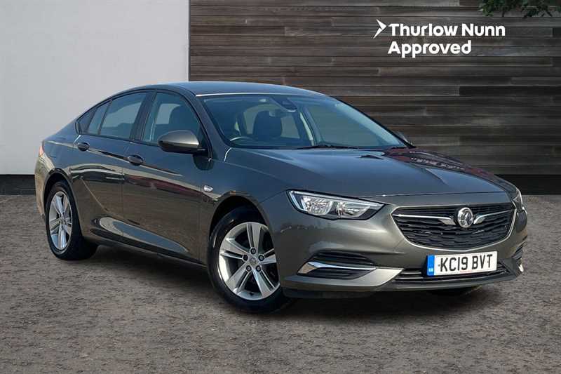 Main listing image - Vauxhall Insignia