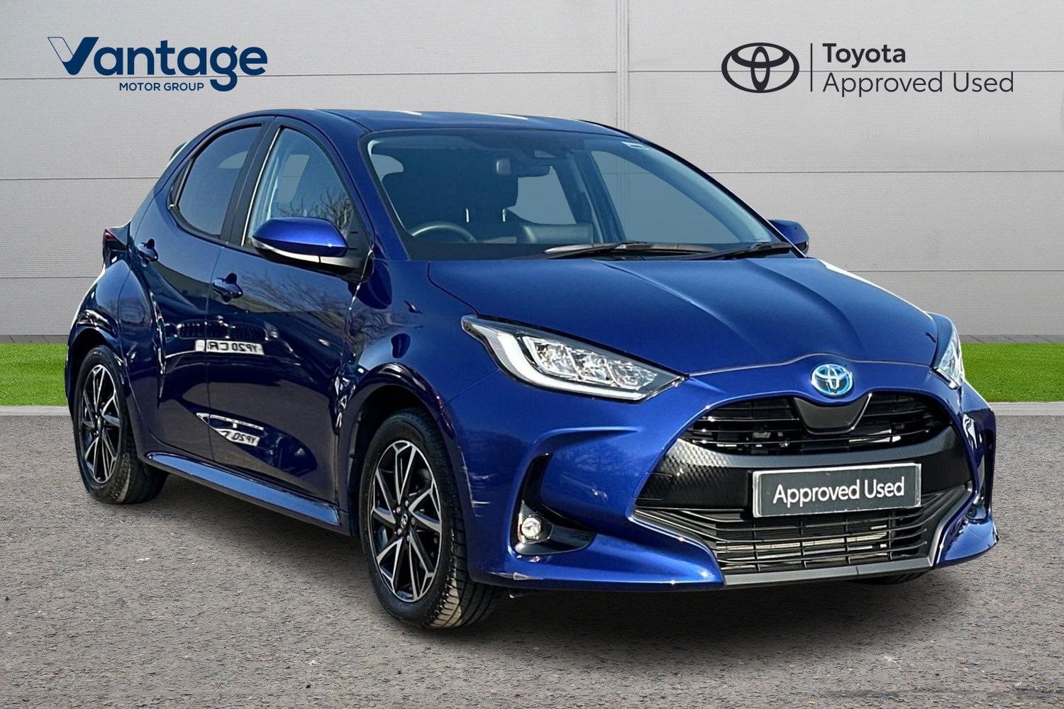 Main listing image - Toyota Yaris