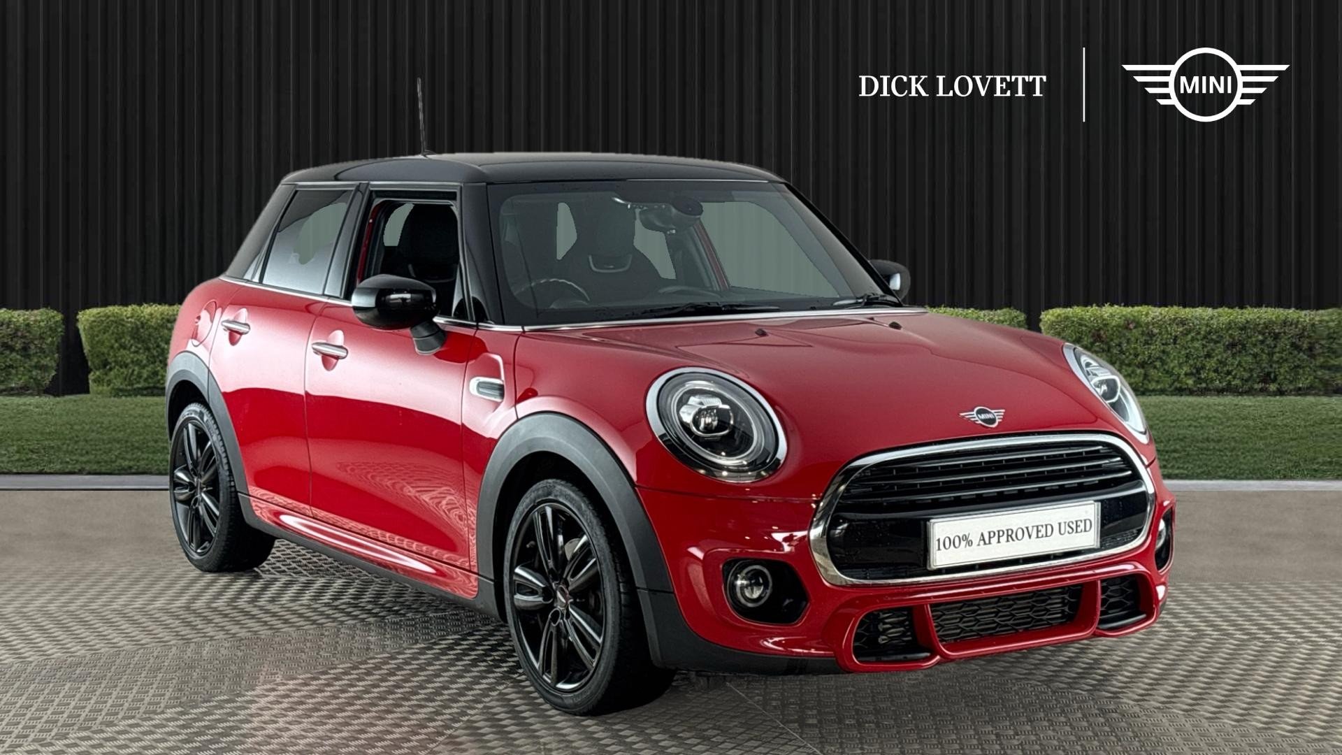 Main listing image - MINI Hatchback 5dr