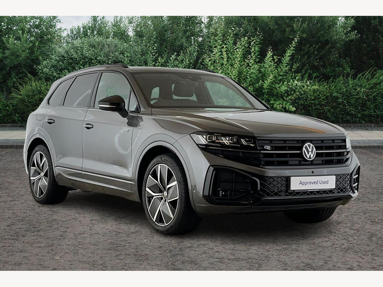 Main listing image - Volkswagen Touareg