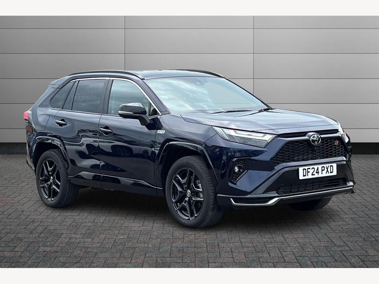 Main listing image - Toyota RAV4