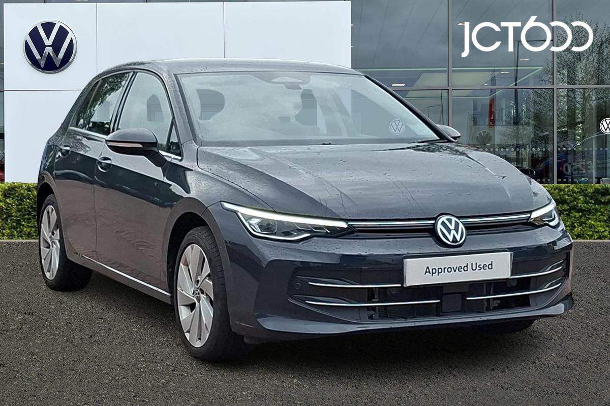 Main listing image - Volkswagen Golf
