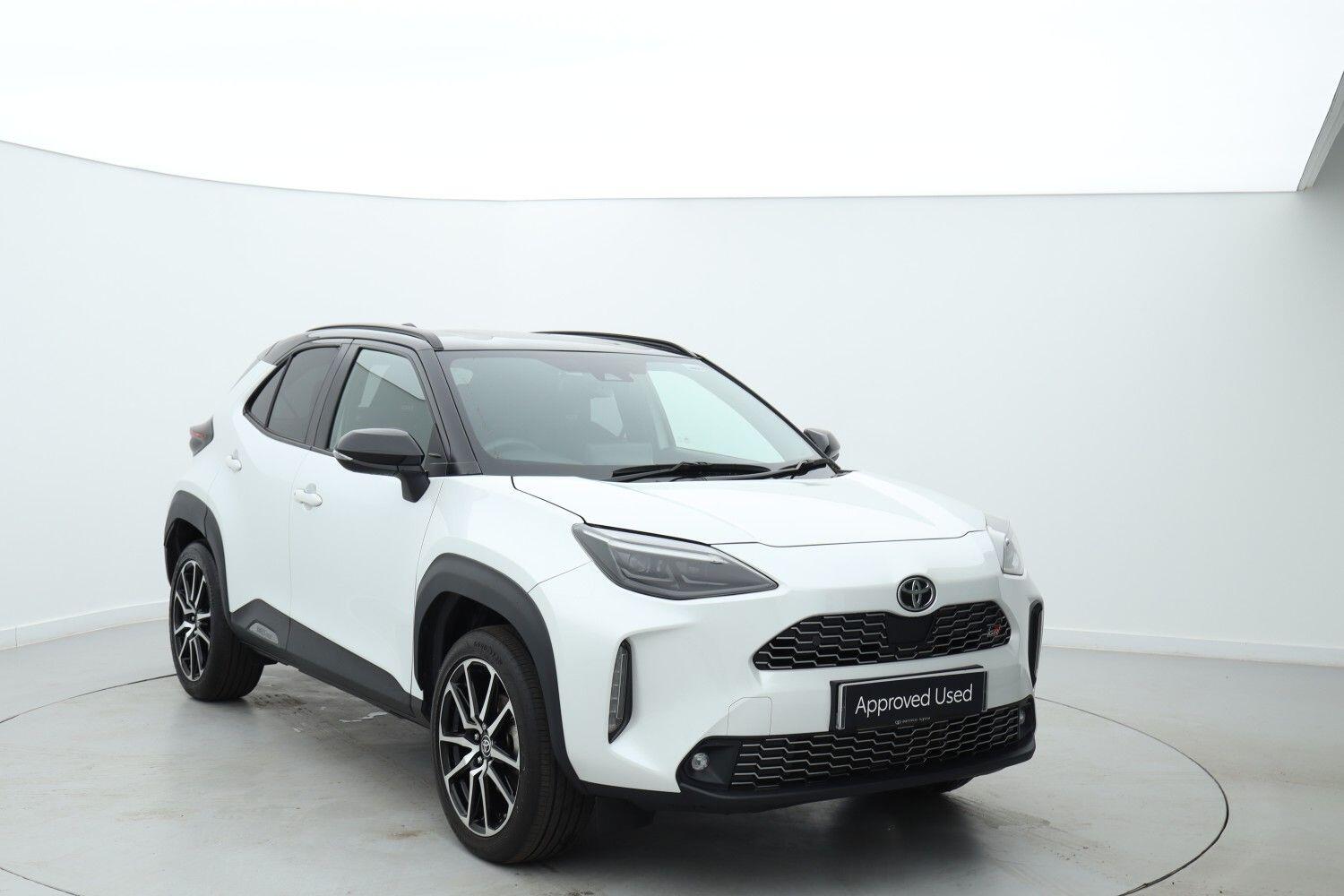 Main listing image - Toyota Yaris Cross