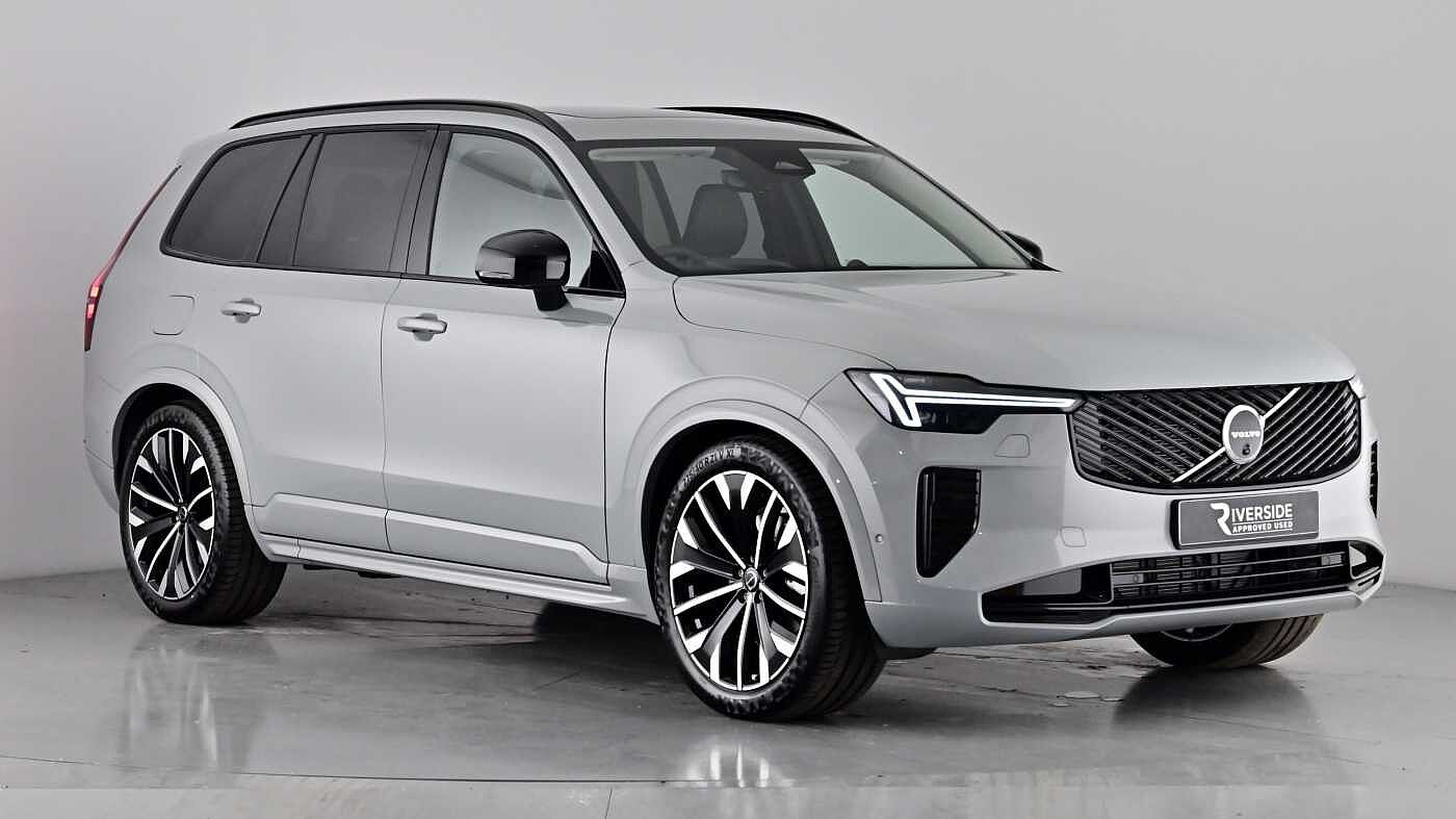 Main listing image - Volvo XC90