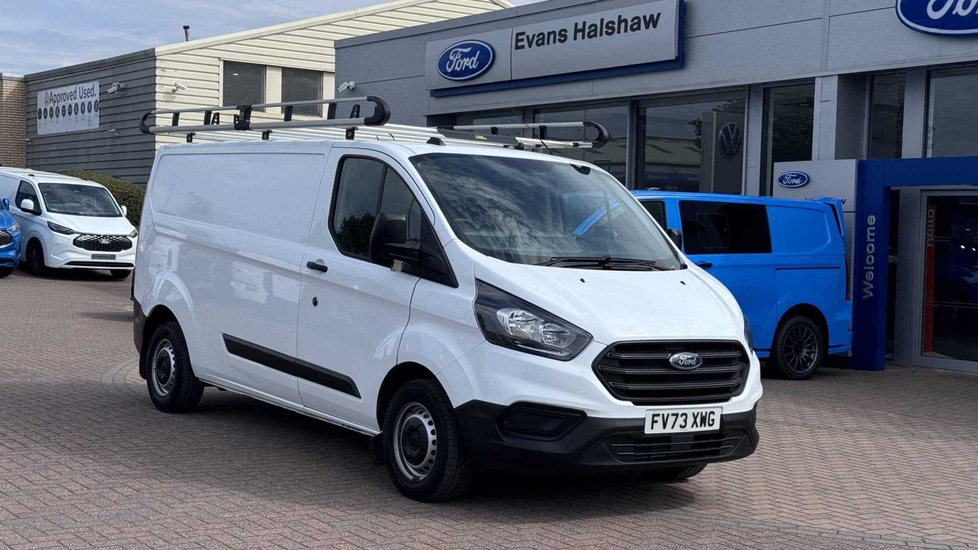 Main listing image - Ford Transit Custom