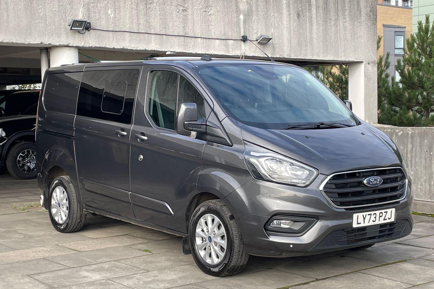 Main listing image - Ford Transit Custom