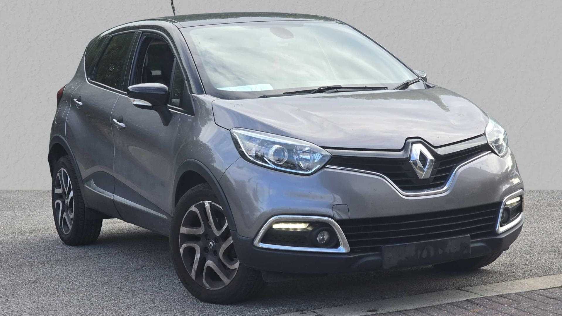 Main listing image - Renault Captur