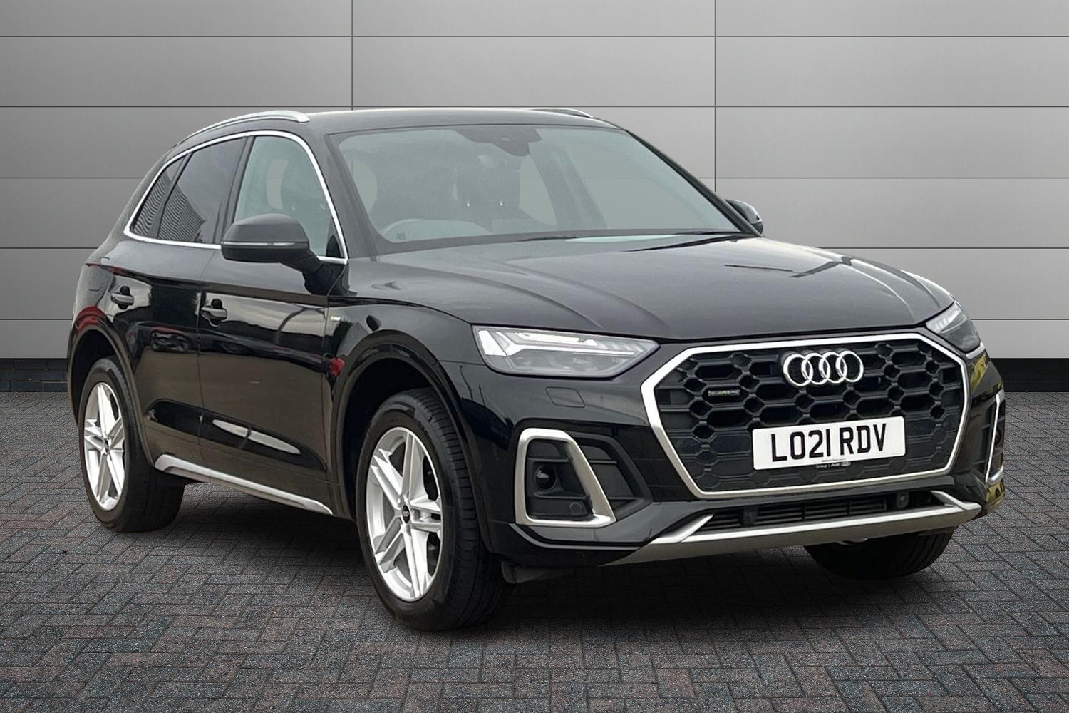 Main listing image - Audi Q5