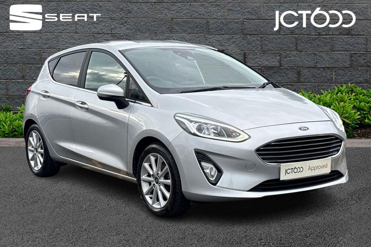Main listing image - Ford Fiesta