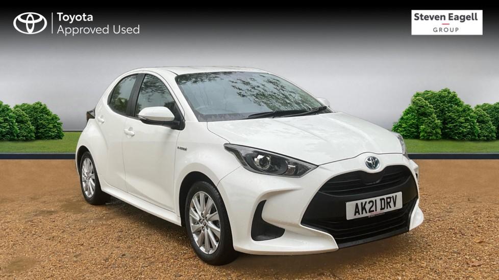 Main listing image - Toyota Yaris