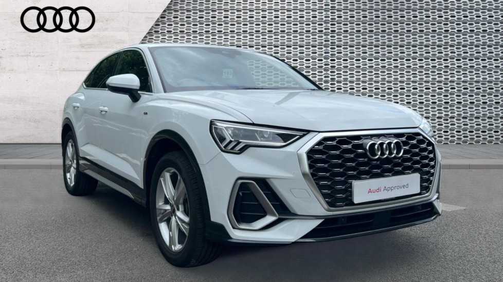 Main listing image - Audi Q3