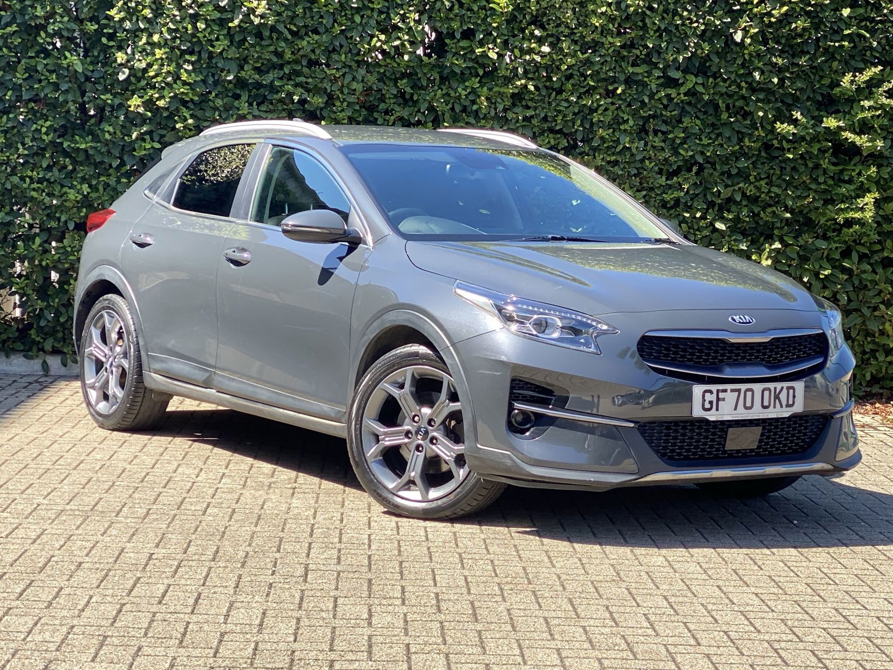 Main listing image - Kia XCeed
