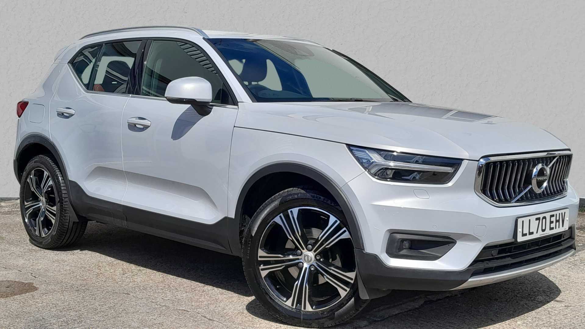 Main listing image - Volvo XC40