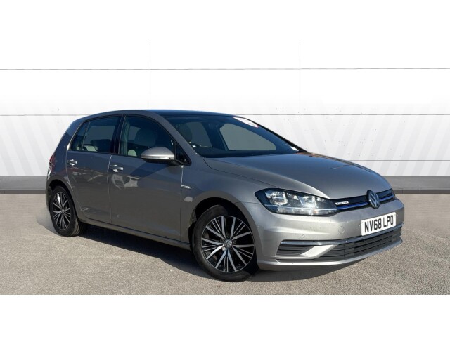 Main listing image - Volkswagen Golf